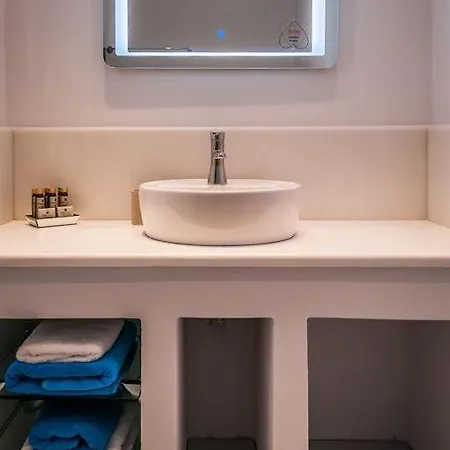 Apollon By Akroploro * Pollonia