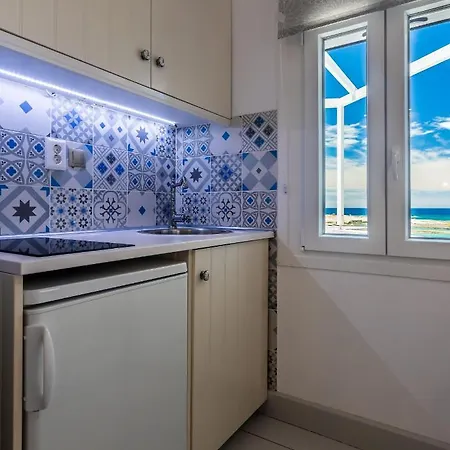 Apollon By Akroploro *