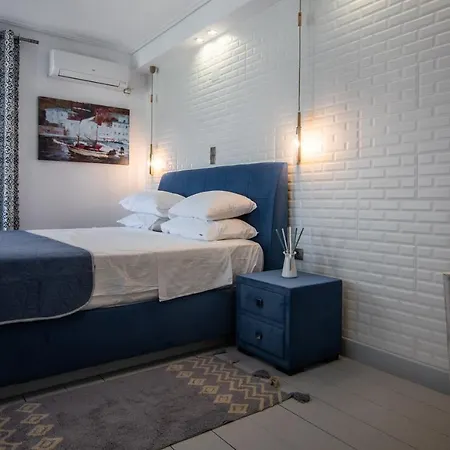 Apollon By Akroploro *