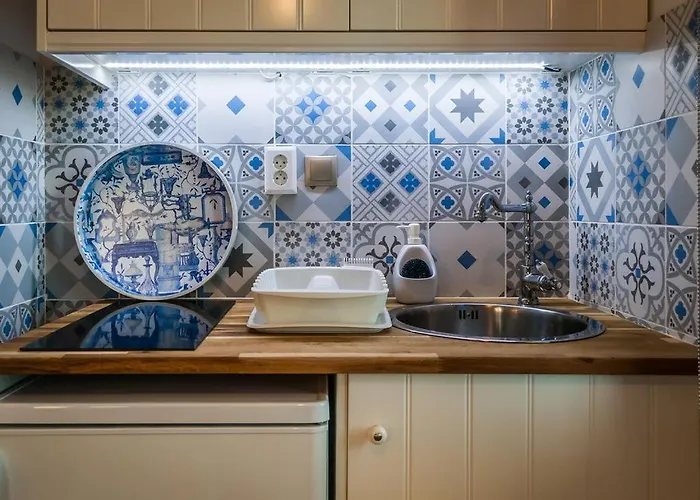 Apollon By Akroploro *